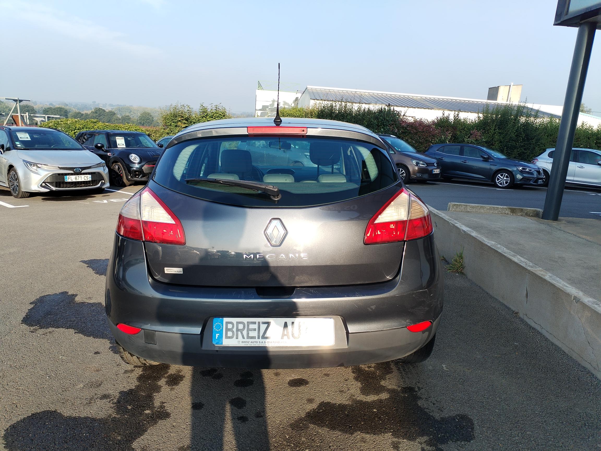 RENAULT  MEGANE III               